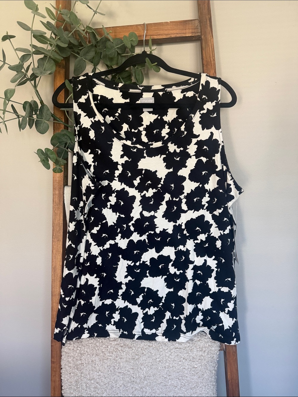 Chico’s Black and White Floral Print Tank